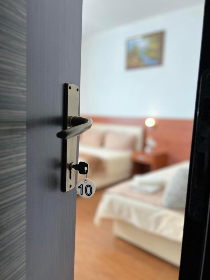 Apartments Fat E Jet - Pool & Breakfast Ulcinj Exterior photo