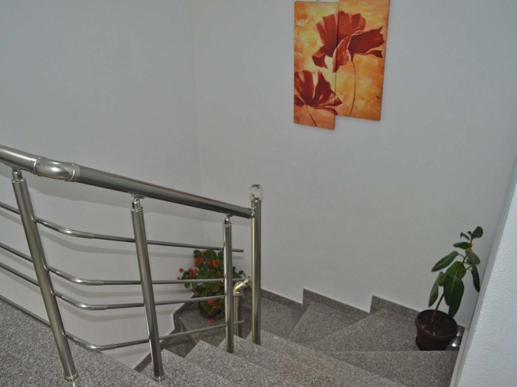 Apartments Fat E Jet - Pool & Breakfast Ulcinj Exterior photo