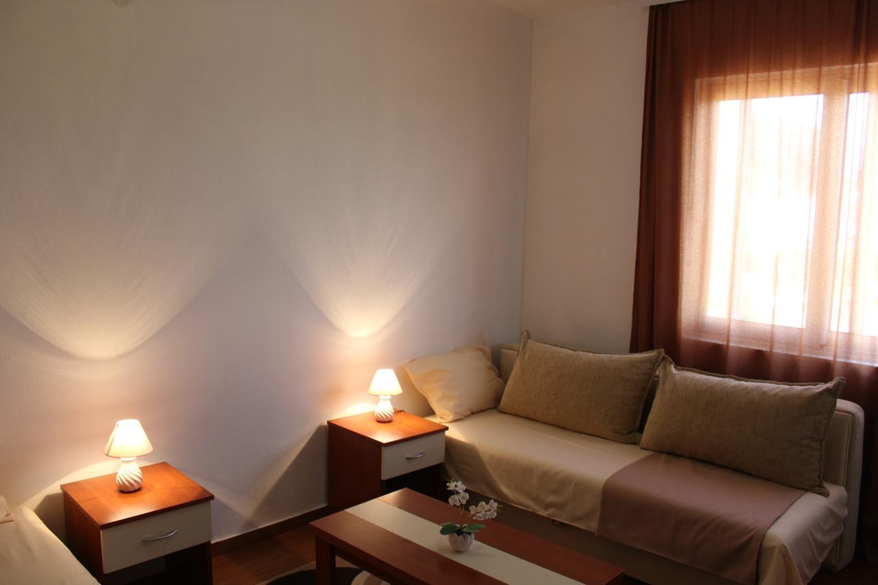 Apartments Fat E Jet - Pool & Breakfast Ulcinj Exterior photo